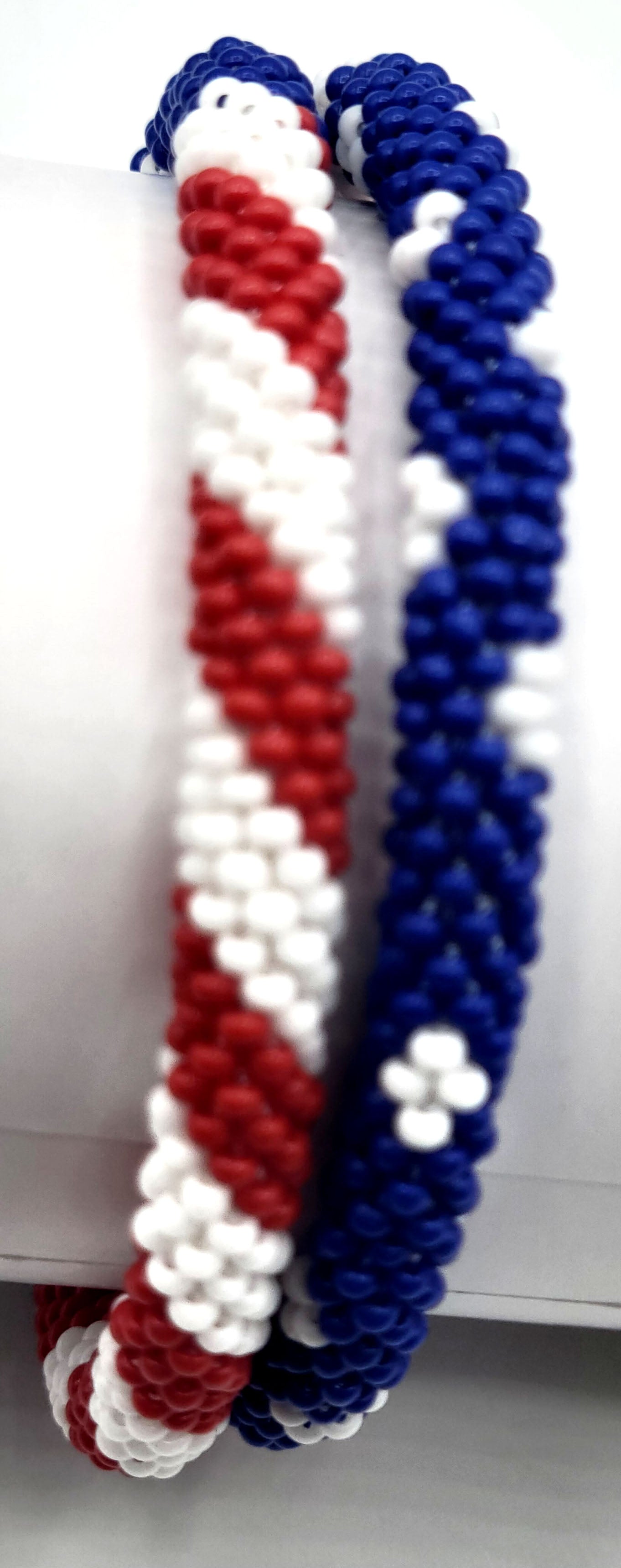 Wholesale 100 Pcs of American flag  Design Patriotic Color Boho Beaded Bracelets – Handmade Nepal Seed Bead Bangles | Women’s Fashion Jewelry