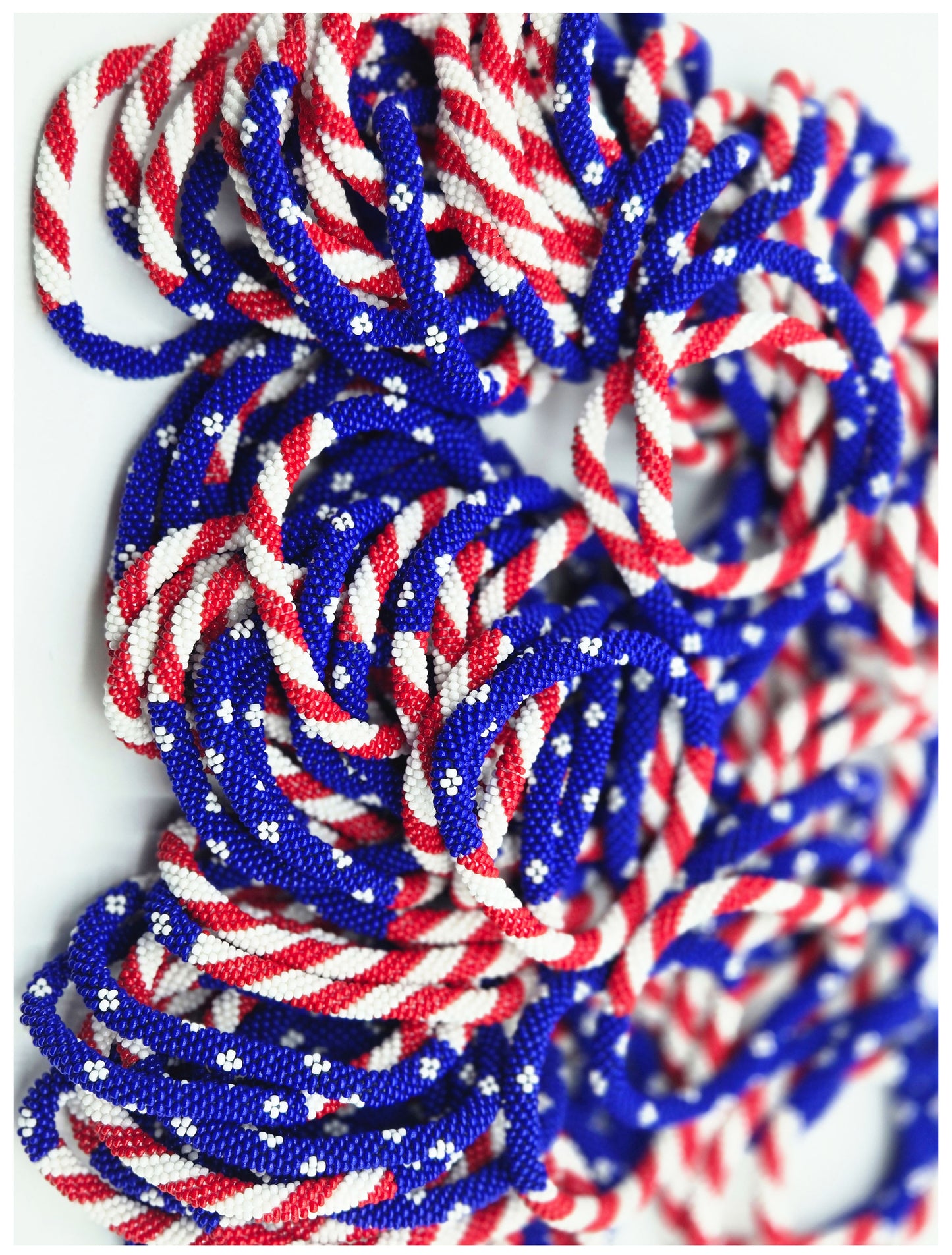 Wholesale 100 Pcs of American flag  Design Patriotic Color Boho Beaded Bracelets – Handmade Nepal Seed Bead Bangles | Women’s Fashion Jewelry | FREE Shipping